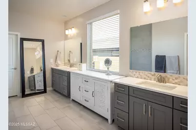 2271 W Azure Creek Loop, Tucson, AZ 85742 - Photo 10