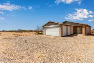 9683 N Running Back Way, Marana, AZ 85653 - Photo 2