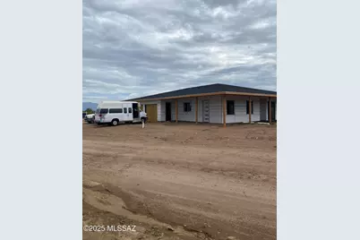 102 S Montgomery Avenue, Vail, AZ 85641 - Photo 8