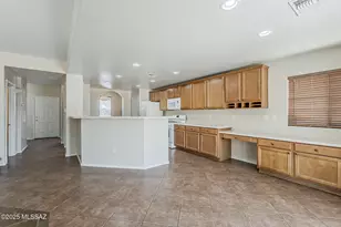 8185 S Placita Gijon, Tucson, AZ 85747 - Photo 12