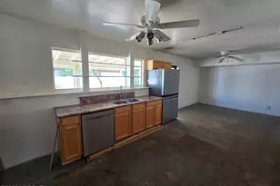 8401 E Kenyon Dr, Tucson, AZ 85710 - Photo 8