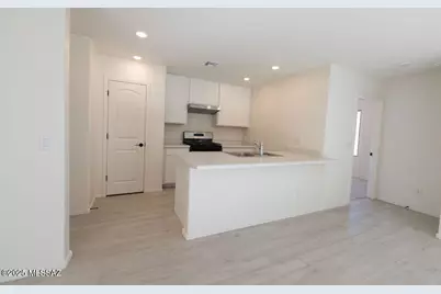 4723 S Verdin Valley Drive, Tucson, AZ 85730 - Photo 2