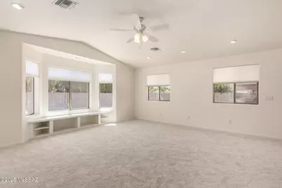 10158 E Watson Drive, Tucson, AZ 85730 - Photo 12