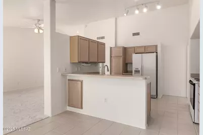 10158 E Watson Drive, Tucson, AZ 85730 - Photo 8