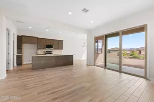 878 N Astronomer Ln, Green Valley, AZ 85614 - Photo 2