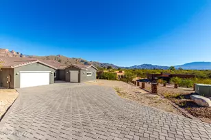 9055 E Bear Canyon Pl, Tucson, AZ 85749 - Photo 2