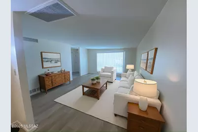 8133 E Colette Place, Tucson, AZ 85710 - Photo 10