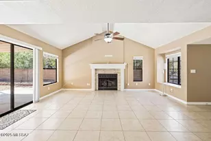 411 S Marango Ln, Tucson, AZ 85748 - Photo 8