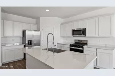 9873 N Heavenly Bamboo Drive, Marana, AZ 85653 - Photo 1