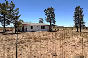 13384 S Cottonwood Rd, Pearce, AZ 85625 - Photo 6