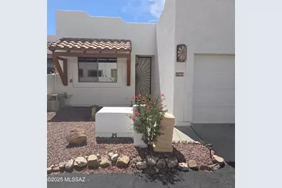 2909 S Full Moon Drive, Tucson, AZ 85713 - Photo 2