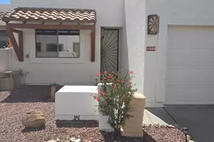 2909 S Full Moon Dr, Tucson, AZ 85713 - Photo 2