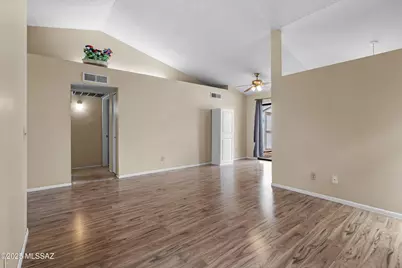 4765 S Windrose Drive, Tucson, AZ 85730 - Photo 6