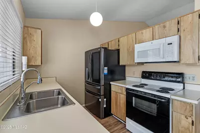 4765 S Windrose Drive, Tucson, AZ 85730 - Photo 8