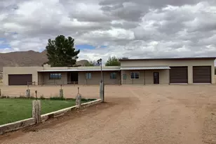 3607 E Mule Deer Rd, Pearce, AZ 85625 - Photo 1