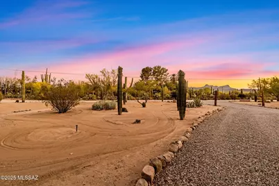 6070 W Desert Marigold Lane, Tucson, AZ 85742 - Photo 44