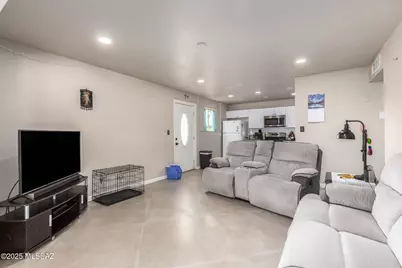 3739 E Sylvane Street, Tucson, AZ 85713 - Photo 8