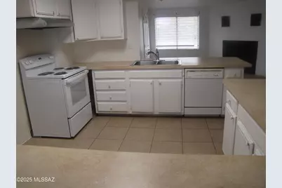 6661 E Barrow Street, Tucson, AZ 85730 - Photo 4