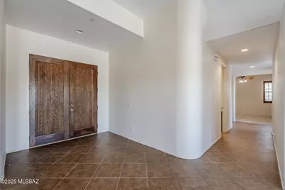 692 W Bright Canyon Drive, Oro Valley, AZ 85755 - Photo 4
