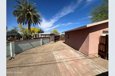 2750 N Cerrito Circle, Tucson, AZ 85719 - Photo 14