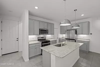 1126 E Cairn Street, Tucson, AZ 85719 - Photo 8