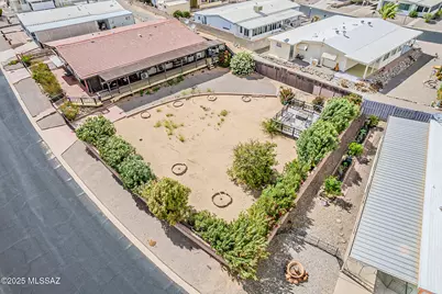 272 W Cumaro Drive, Green Valley, AZ 85614 - Photo 1