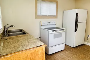 139 E 35th St, Tucson, AZ 85713 - Photo 34