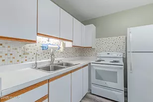 8150 E Broadway Blvd, Tucson, AZ 85710 - Photo 10