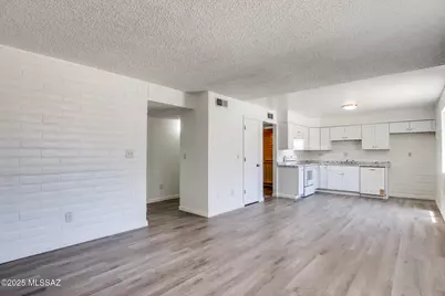 8450 E Old Spanish Trail #157, Tucson, AZ 85710 - Photo 4