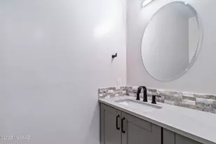 3560 N San Sebastian Dr, Tucson, AZ 85750 - Photo 32