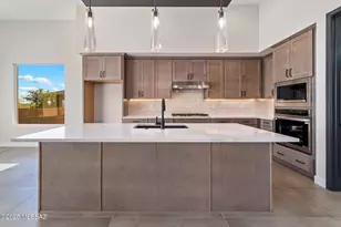 3560 N San Sebastian Dr, Tucson, AZ 85750 - Photo 8