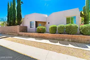 7466 E Placita del Misterio, Tucson, AZ 85715 - Photo 2