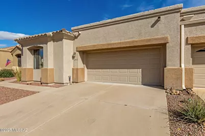 692 N Cedar Bend Avenue, Green Valley, AZ 85614 - Photo 2