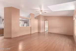 6670 N Desert View Dr, Tucson, AZ 85743 - Photo 4