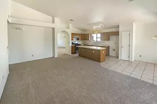 5007 W Hurston Dr, Tucson, AZ 85742 - Photo 14