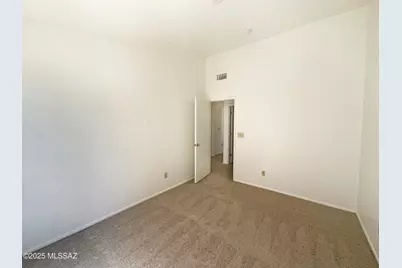 5007 W Hurston Drive, Tucson, AZ 85742 - Photo 12