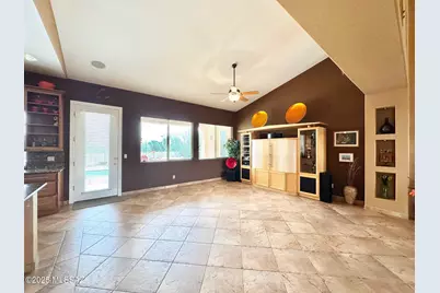 9760 E Spring Ridge Place, Tucson, AZ 85749 - Photo 12