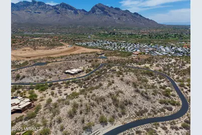 10876 Desert Whisper Way #21, Oro Valley, AZ 85737 - Photo 2