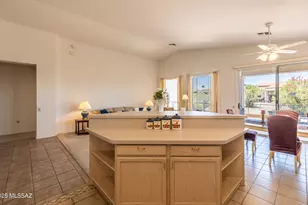 1942 W Amblemorn Dr, Green Valley, AZ 85622 - Photo 12