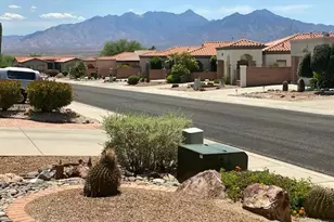 1942 W Amblemorn Dr, Green Valley, AZ 85622 - Photo 4