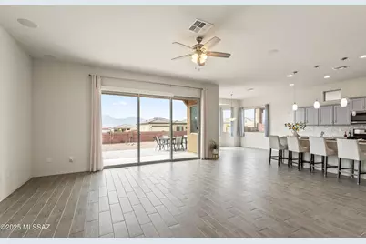 906 N Camino Cerro Morado, Green Valley, AZ 85614 - Photo 6