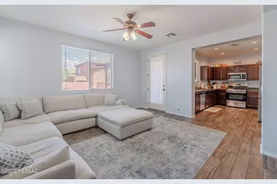 1090 E Lyle Canyon Drive, Sahuarita, AZ 85629 - Photo 12