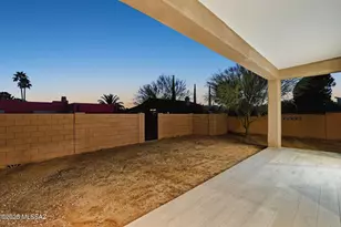 121 W Calle Escudilla, Green Valley, AZ 85614 - Photo 40