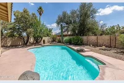 8892 N Silver Moon Way, Tucson, AZ 85743 - Photo 30