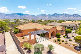 13066 Eagleview Dr, Oro Valley, AZ 85755 - Photo 2