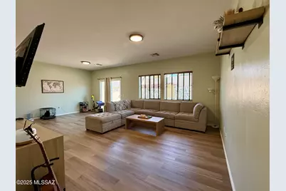 8361 W Screech Owl Dr. Drive, Tucson, AZ 85757 - Photo 4