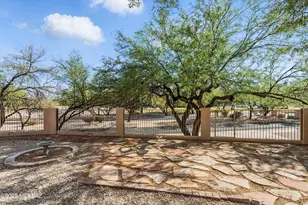 2333 N Deer Creek Pl, Tucson, AZ 85749 - Photo 28