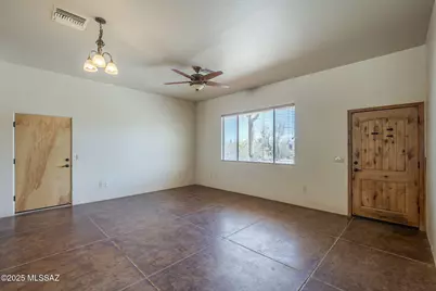 41453 E Cathy Lane, Marana, AZ 85658 - Photo 8