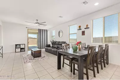 630 W Calle Las Varitas, Sahuarita, AZ 85629 - Photo 8