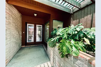 1979 E Campbell Terrace, Tucson, AZ 85718 - Photo 2